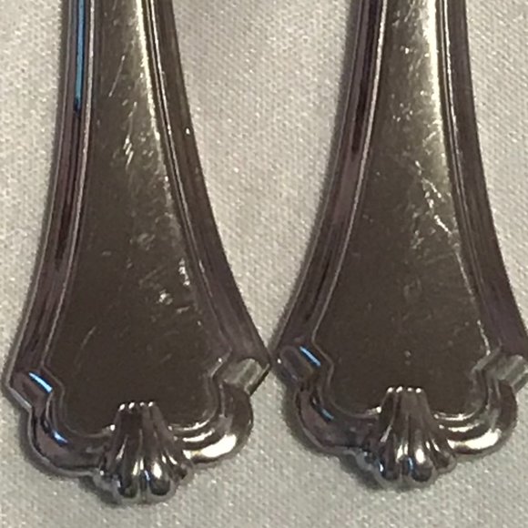 Oneida Stainless -- Midtowne - Picture 3 of 3